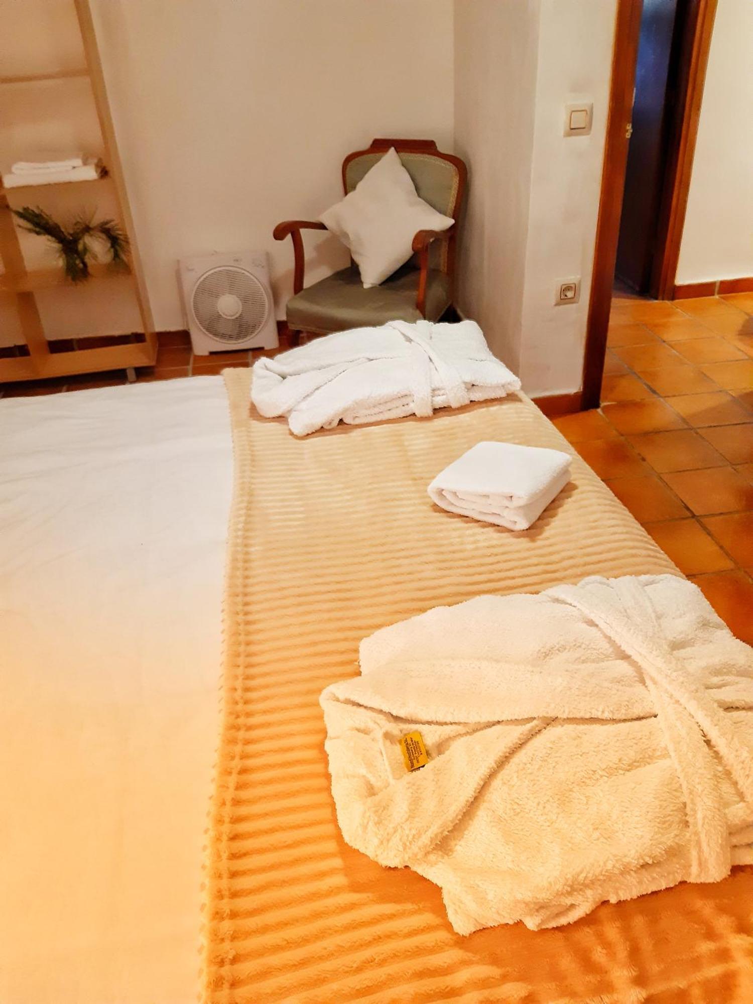 Musas Gastro Casa Rural Apartment Valdealgorfa Екстериор снимка