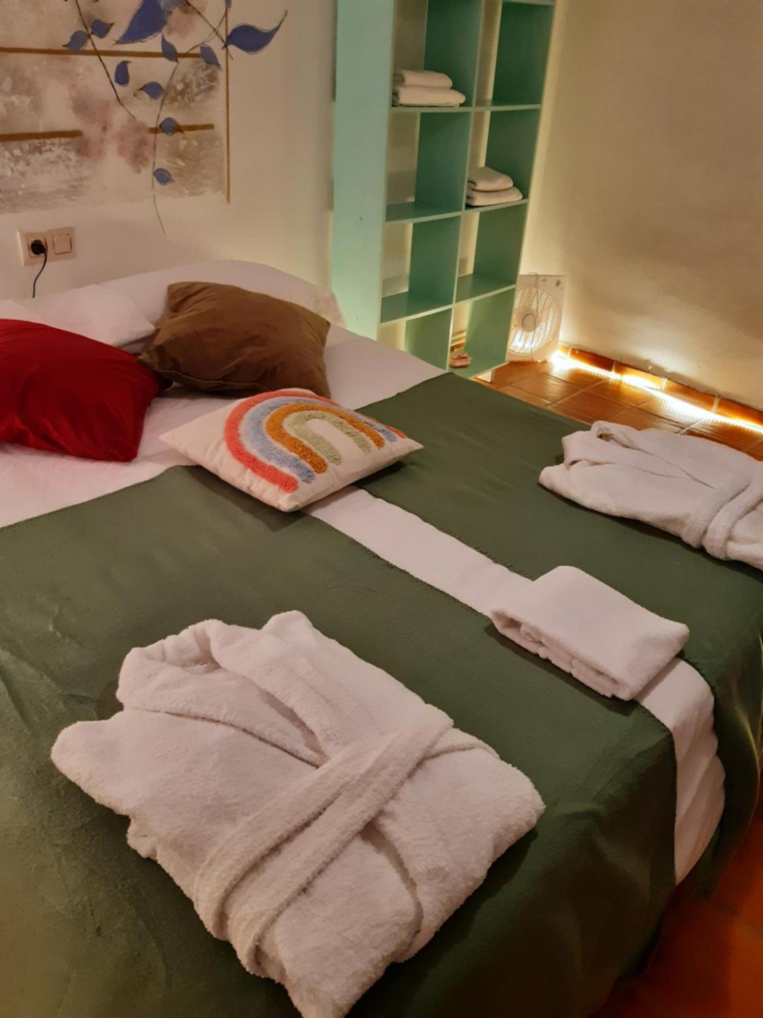 Musas Gastro Casa Rural Apartment Valdealgorfa Екстериор снимка